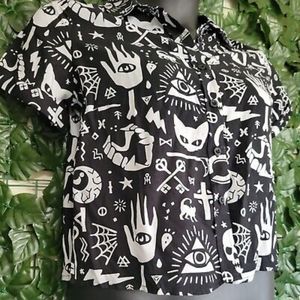 Spencers Womens Medium Mystic Woven shirt Goth Punk Tattoo Button Up Crop Small